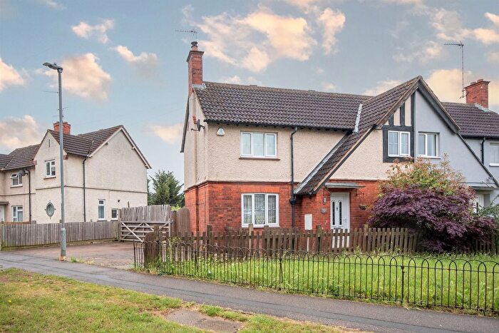 3 Bedroom Semi Detached House For Sale In St. Marys Road, Kettering, NN15