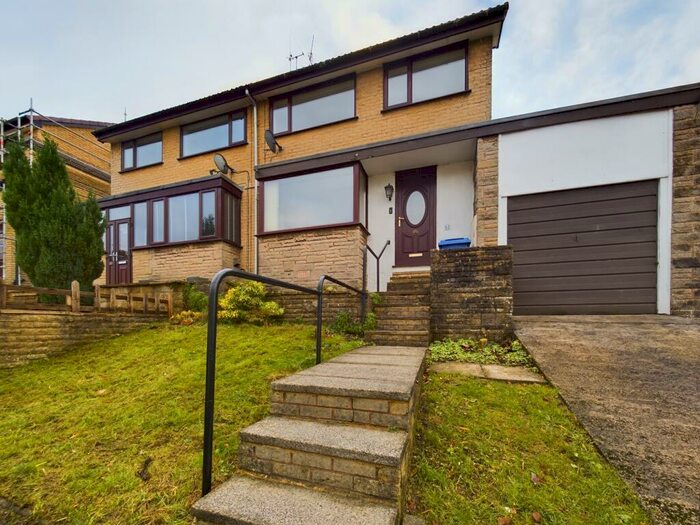 3 Bedroom Semi-Detached House To Rent In Upper York Street, Barnoldswick, BB18