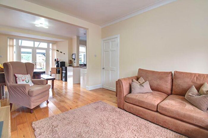3 Bedroom Terraced House For Sale In Dumbuck Road, Dumbarton, G82