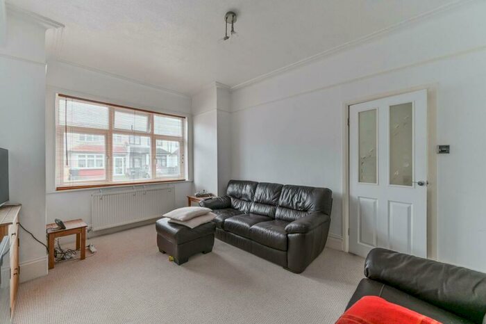 3 Bedroom Terraced House To Rent In Thornton Heath, Norbury, Thornton Heath, CR7