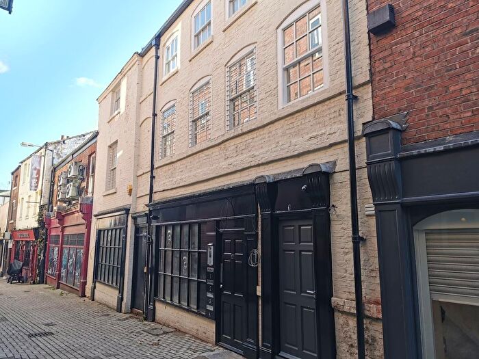 2 Bedroom Flat To Rent In Bread Street, Wakefield, West Yorkshire, Uk, WF1