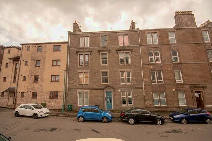 1 Bedroom Flat To Rent In Gowrie Street, Dundee, DD2