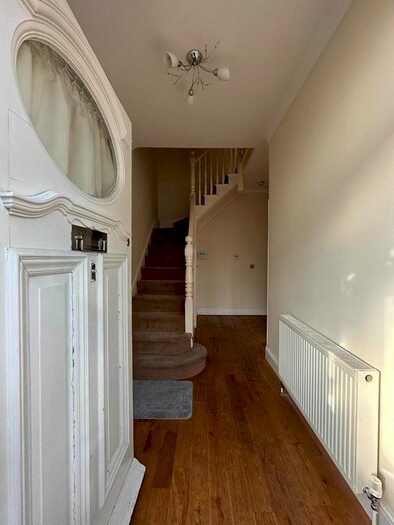 4 Bedroom Semi-Detached House To Rent In Abbotsford Road, Goodmayes, Ilford, IG3