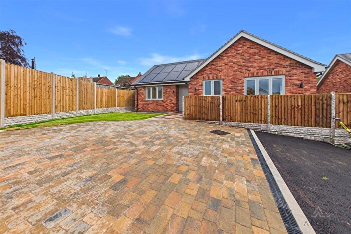3 Bedroom Detached Bungalow For Sale In Porters Lane, Findern, Derbyshire, DE65