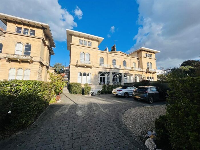 2 Bedroom Flat To Rent In Pembroke Road, Clifton, Bristol, BS8