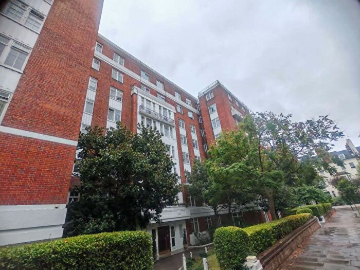 Studio To Rent In Landford Court, Abbey Road, NW8