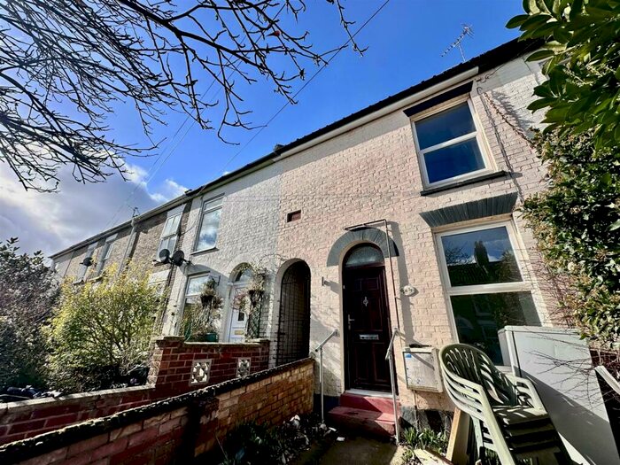 3 Bedroom Terraced House To Rent In Golden Triangle, NR2