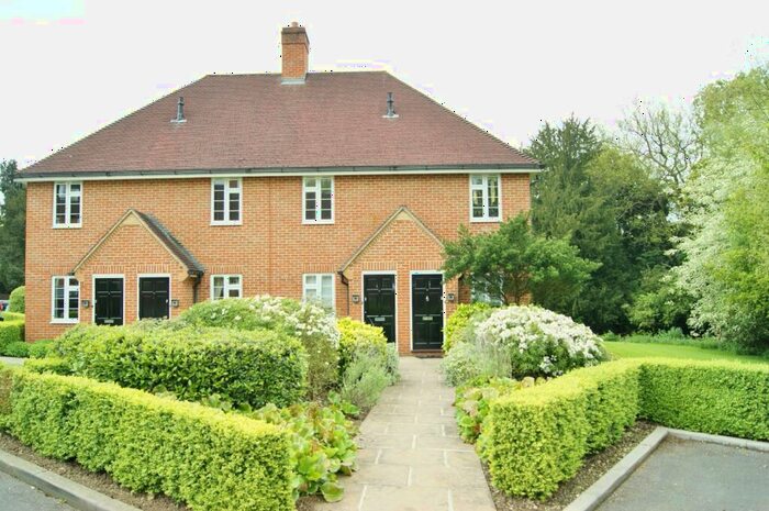 2 Bedroom Apartment To Rent In Lady Yorke Park, Seven Hills Road, Iver, Bucks, SL0