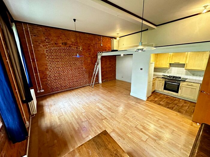 2 Bedroom Flat To Rent In The Spires, Canterbury, Kent, CT2