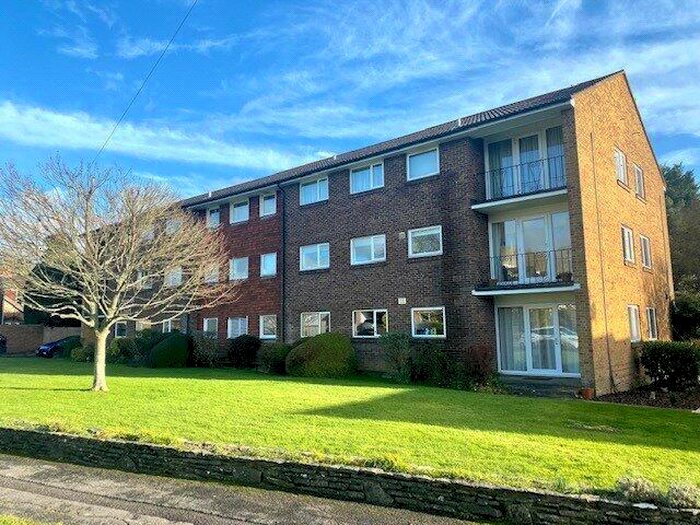2 Bedroom Apartment To Rent In Kingsway Court, Chandler's Ford, Eastleigh, Hampshire, SO53