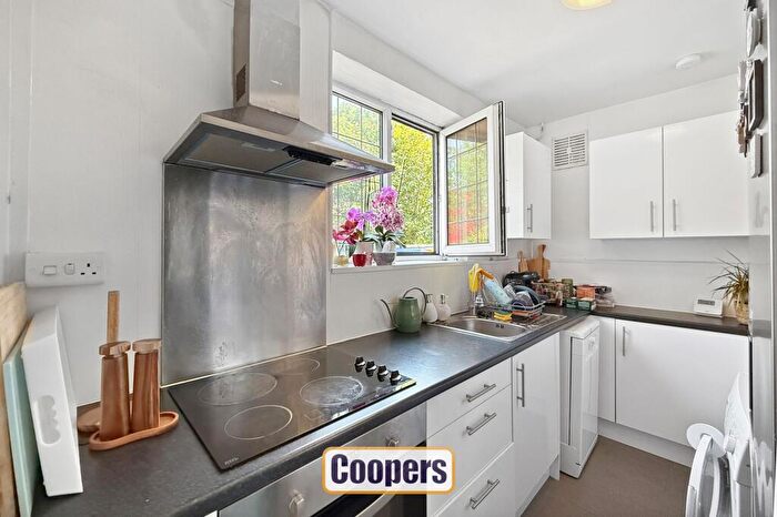 1 Bedroom Ground Maisonette To Rent In Michaelmas Road, Coventry, CV3