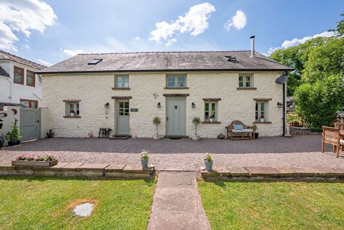 4 Bedroom Detached House For Sale In Ty Draw Lane, Little Mill, Pontypool, NP4