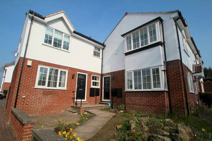 2 Bedroom Apartment To Rent In St. Johns Court, Thorner, LS14