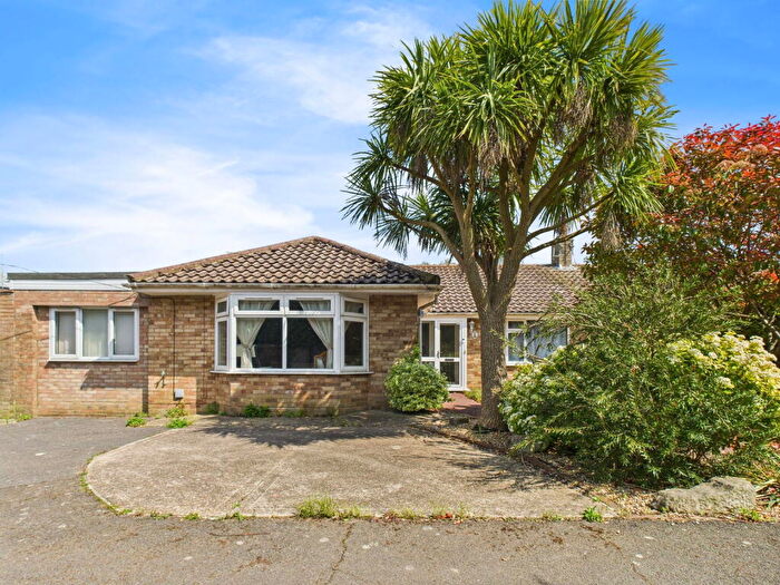 3 Bedroom Semi-Detached Bungalow For Sale In Meadow Road, Worthing, BN11
