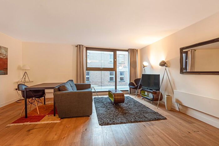 2 Bedroom Flat To Rent In Topham Street, London, EC1R