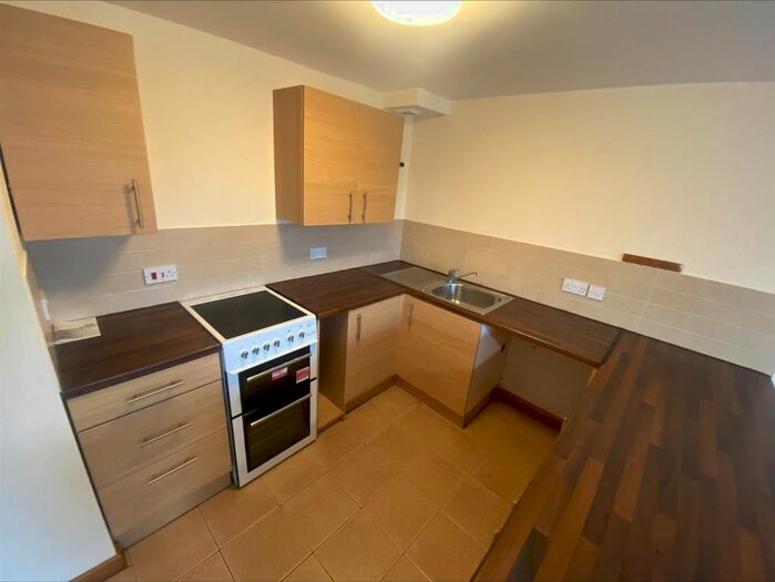 1 Bedroom Flat To Rent In Quantock House, North Petherton, Bridgwater, TA6