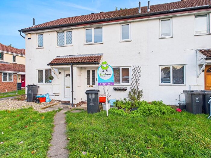 2 Bedroom Terraced House To Rent In Osprey Close, Swindon, SN3