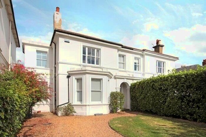 4 Bedroom Semi-Detached House To Rent In Queens Road, Tunbridge Wells, TN4