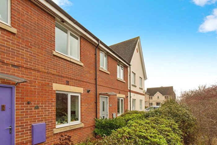 3 Bedroom Terraced House For Sale In Sterling Way, Upper Cambourne, Cambridge, CB23