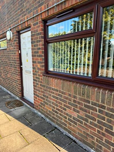 1 Bedroom Flat To Rent In Westminster Gardens, Dunstable, LU5