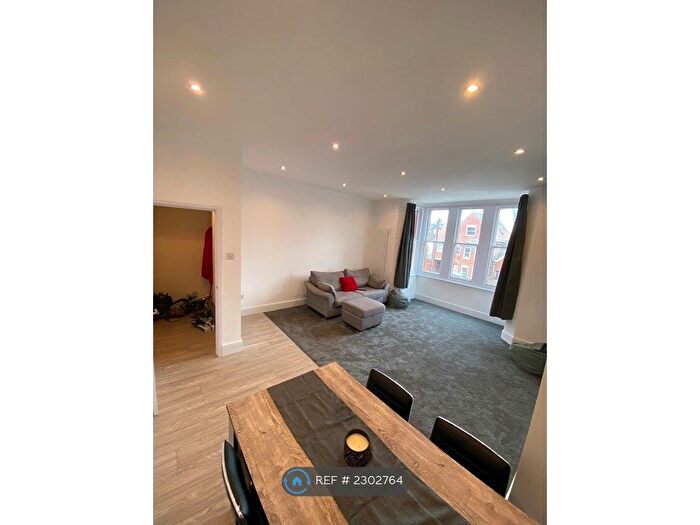 1 Bedroom Flat To Rent In Shakespeare Road, Bedford, MK40