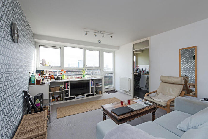 2 Bedroom Apartment To Rent In Goulden House, Bullen Street, SW11