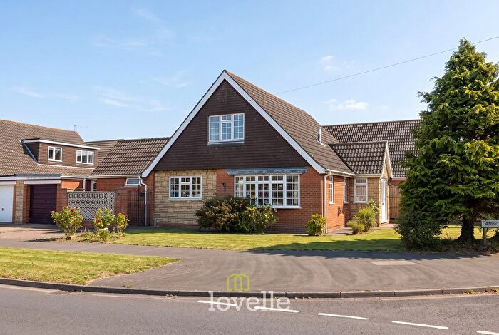 4 Bedroom Detached House For Sale In Carmen Crescent, Holton-Le-Clay, DN36