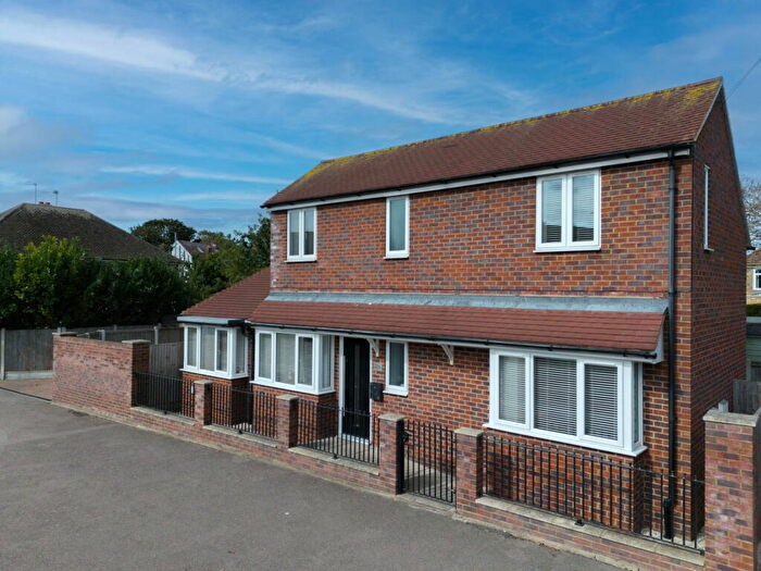 3 Bedroom Detached House For Sale In Norman Road, Broadstairs, CT10