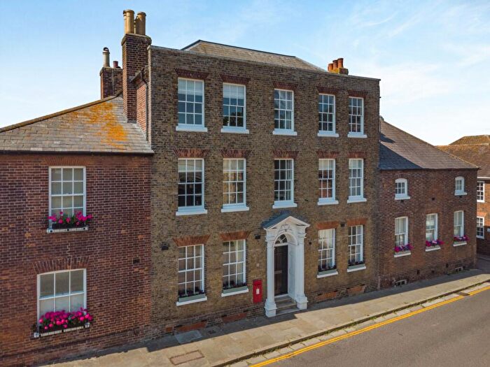 6 Bedroom Terraced House For Sale In Strand Street, Sandwich, Kent, CT13