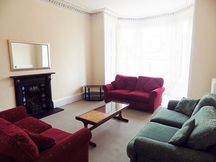 2 Bedroom Flat To Rent In Marchmont Road, Marchmont, Edinburgh, EH9