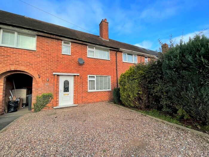 3 Bedroom Terraced House To Rent In Chilcote Close, Solihull, West Midlands, B28