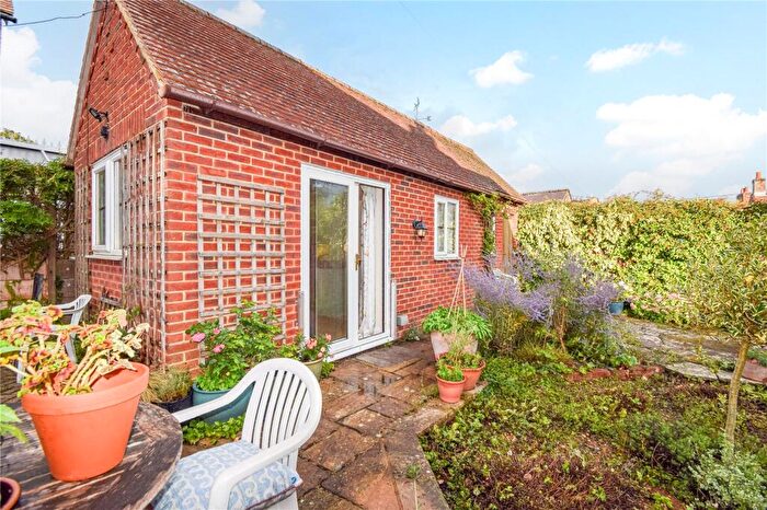 Studio To Rent In Back Lane, Great Bedwyn, Marlborough, Wiltshire, SN8