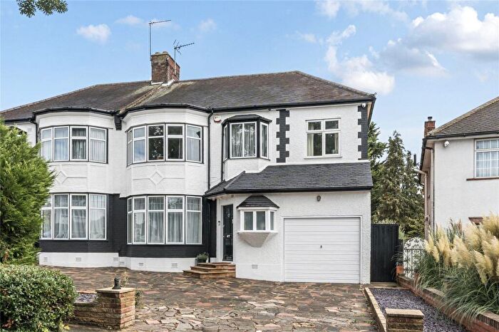 4 Bedroom Semi-Detached House For Sale In Minchenden Crescent, Southgate, London, N14