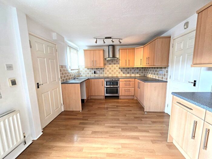 3 Bedroom Town House To Rent In Ashford Gardens, Low Fell, NE9