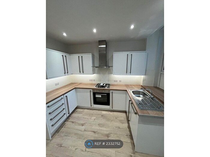 2 Bedroom Flat To Rent In Clifton Road, Aberdeen, AB24