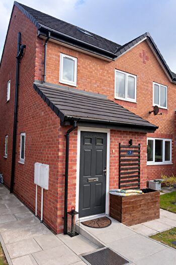 3 Bedroom Semi-Detached House For Sale In Parkbridge Close, Ince, Wigan, WN2