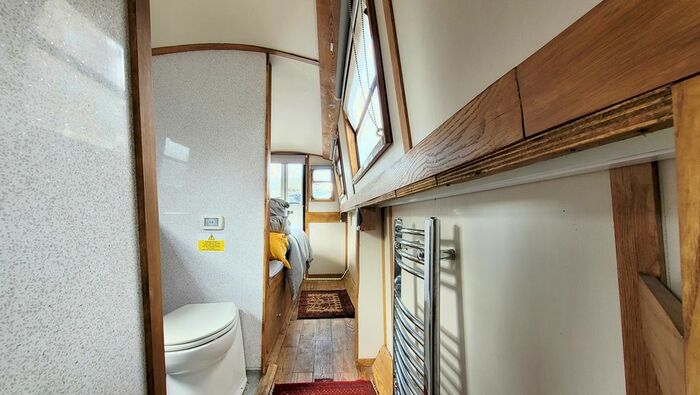 1 Bedroom Houseboat To Rent In Notting Hill, London, W9