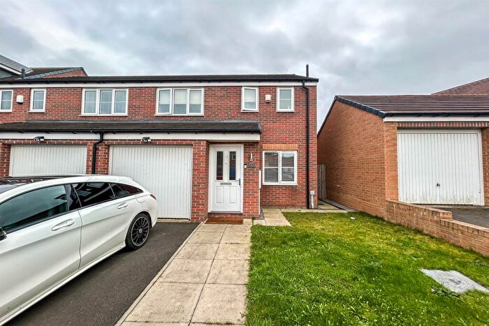 3 Bedroom Semi-Detached House For Sale In Woodham Drive, Ryhope, SR2