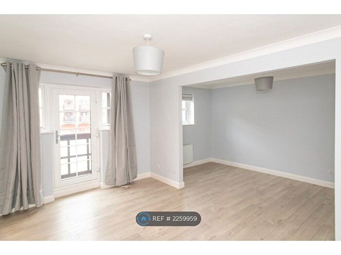 2 Bedroom Flat To Rent In The Quay, Shoreham-By-Sea, BN43