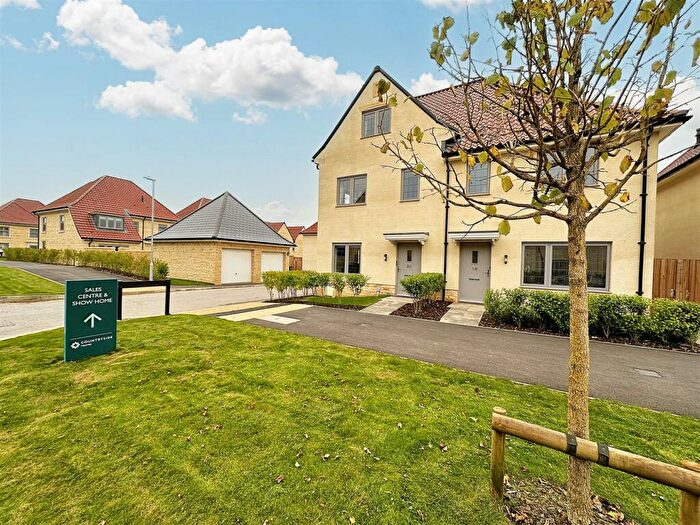 3 Bedroom Semi-Detached House For Sale In Harrison Down, Sulis Down, BA2