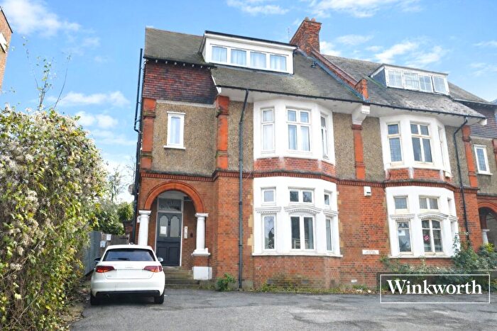 2 Bedroom Apartment To Rent In Station Road, New Barnet, EN5