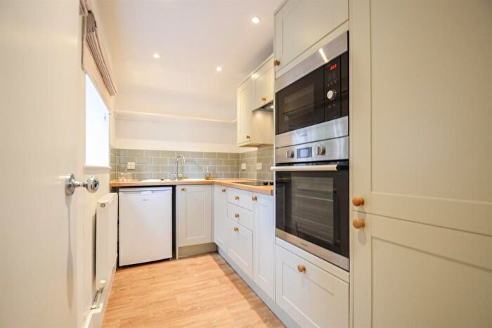 5 Bedroom House To Rent In Barlavington, Petworth, West Sussex, GU28