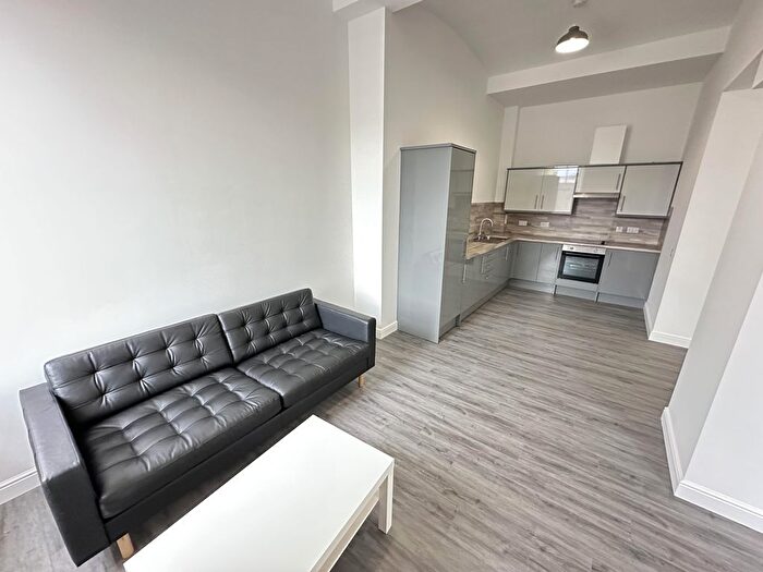 2 Bedroom Flat To Rent In Flat, Old Mill, Guthrie Street, Dundee, DD1
