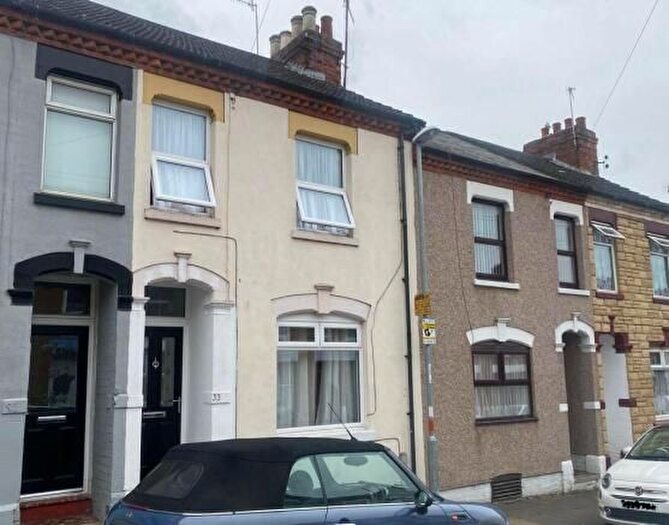 3 Bedroom Property To Rent In Cambridge Street, Northampton, NN2