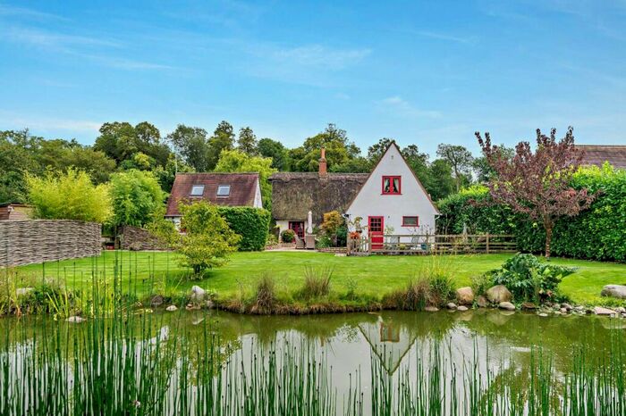 4 Bedroom Detached House For Sale In High Street, Croxton, St. Neots, Cambridgeshire, PE19