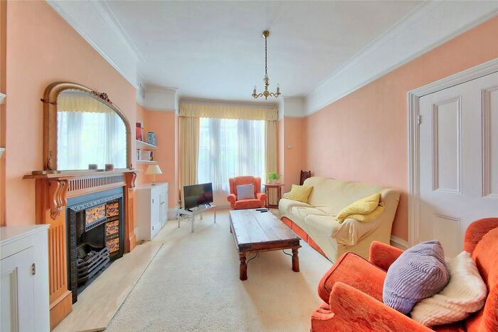 4 Bedroom Terraced House To Rent In Hambalt Road, London, SW4