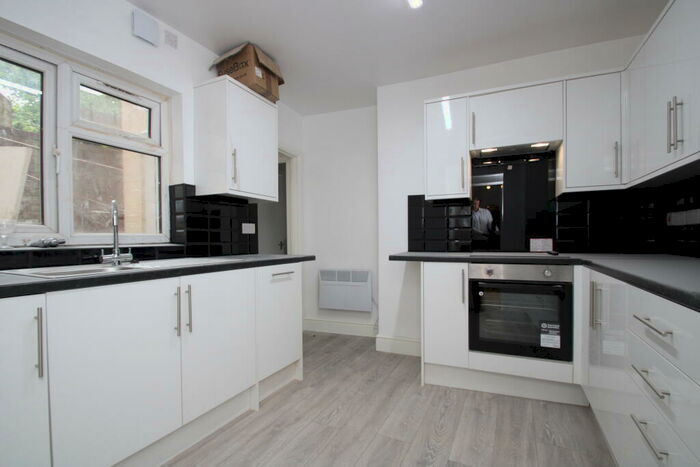 1 Bedroom Flat To Rent In Courthill Road, Lewisham, SE13