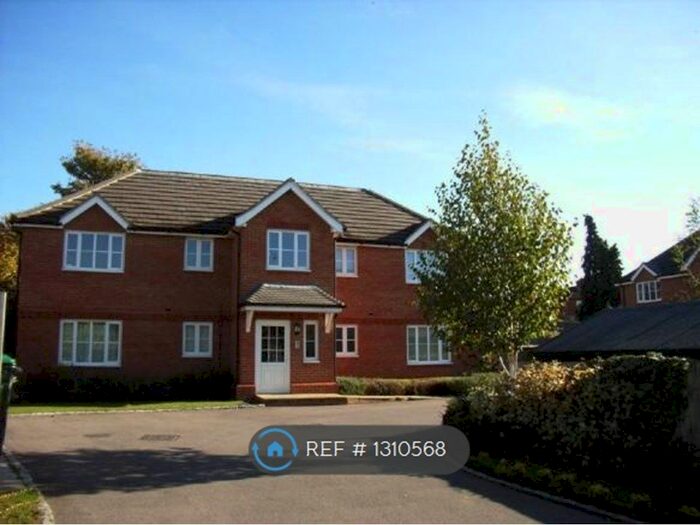 1 Bedroom Flat To Rent In Aragorn Court, Guildford GU2