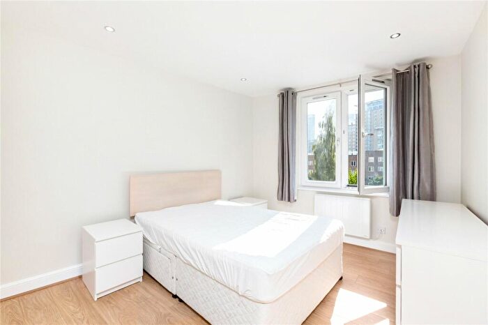 2 Bedroom Apartment To Rent In Three Colt Street, E14