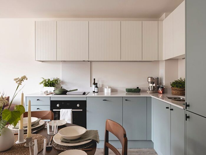 2 Bedroom Flat To Rent In Dobb Way, Cambridge, CB3